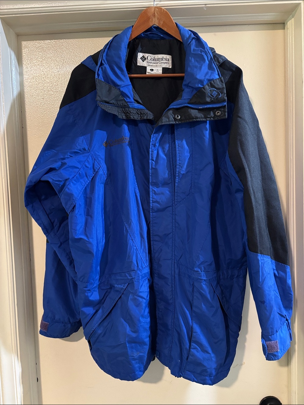 Columbia Royal Blue and Black Men's Waterproof Raincoat